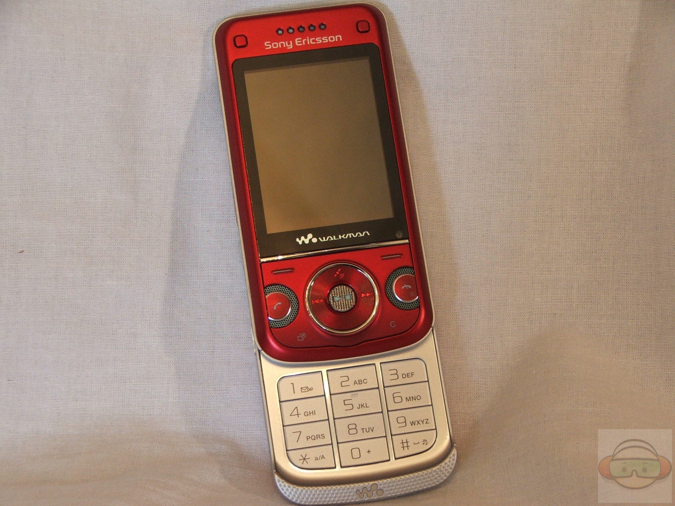 Sony Ericsson W760i Walkman Cell phone | Technogog